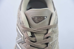 Tênis New Balance 9060 Mushroom - loja online