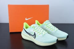 Tênis Nike Air Zoom Pegasus 39 Barely Green Volt