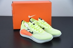 Tênis Nike Zoom Fly 4 Barely Volt