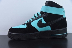 Tênis Nike Air Force 1 Mid '07 na internet