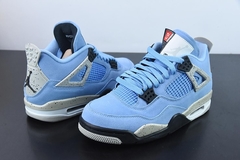 Tênis Jordan 4 Retro University Blue