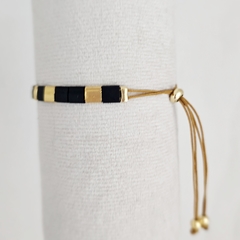 PULSERA TILA NEGRO Y DORADO (cordón dorado) - comprar online