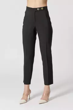 CALÇA RETA ALFAIATARIA C/ BOTÕES - comprar online