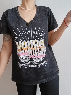 Remera Agatha Young and Wild