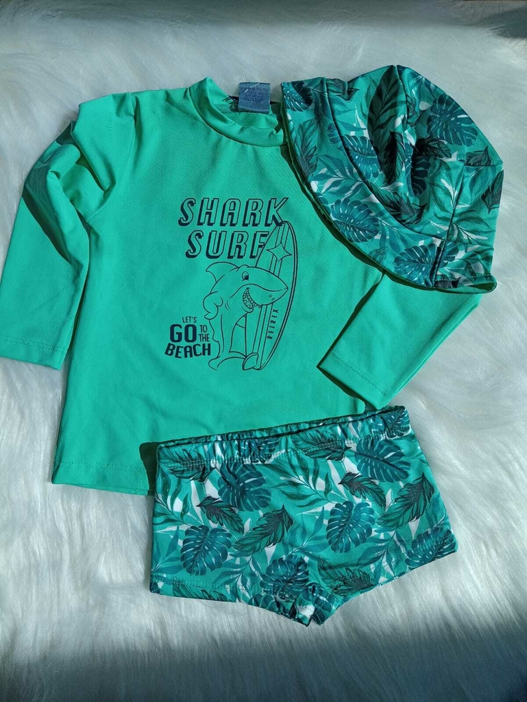 Conjunto Praia Menino Camiseta Sunga e Chap u
