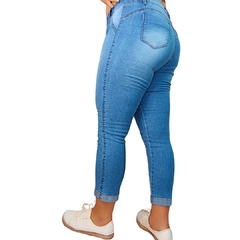 Calça Jeans Feminina Modelo Capri - Radore Store