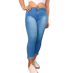 Calça Jeans Feminina Modelo Capri