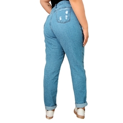 Calça Jeans Cintura Alta Modelo Mom Lavagem Clara - loja online