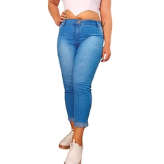 Calça Jeans Feminina Modelo Capri