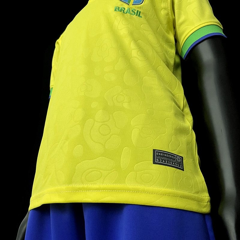 Kit Infantil Brasil (Copa do Mundo) Home 2022/2023 – Camisa e Short (Pronta  Entrega) – Tamanho 18 (4 a 5 anos) – KS Sports – Camisas de Times e Seleções