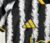 kit- infantil- juventus- home- 1 - criança- preta - branca- amarela- listrada- conjunto- adidas- escudo- bordado- gola- v- 5 png.