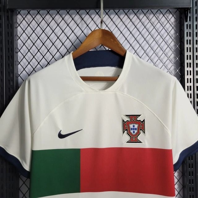 Camisa Seleção Portugal Away 22/23 Branca - Nike - Masculino Torcedor