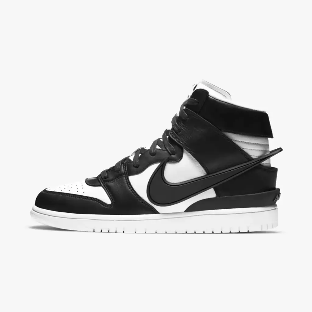 Tênis Nike Dunk High x AMBUSH “Black”