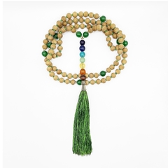 Japa Mala Sándalo y colores Chakras con Borla Verda - comprar en línea