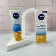 PROTECTOR SOLAR FACIAL FPS 50 UV CONTROL - ANTI-BRILLO - Nivea