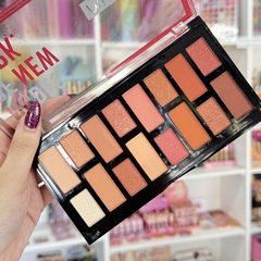 Paleta de Sombras New York - Miss Lara