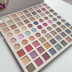 Mega Paleta de Sombras - Cat - comprar online