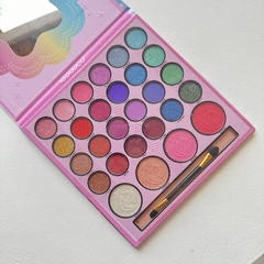 Mega Paleta de Sombras Cosmic