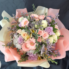 Flower Bouquet Akira en internet