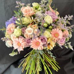 Flower Bouquet Akira - comprar en línea