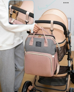Imagem do BOLSA LAND, maternidade portátil dobrável para o conforto da Mamãe , de grande capacidade mochila para o bebê que transforma em berço.