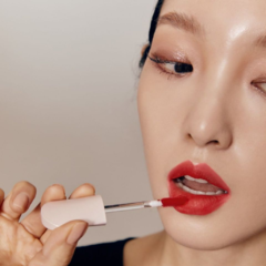 Moonshot - Performance Lip Blur Fixing Tint