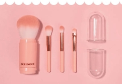 CORINGCO - Cotton Candy Capsule Makeup Brush - comprar en línea