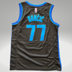 Dallas Mavericks - Doncic #77 - comprar online