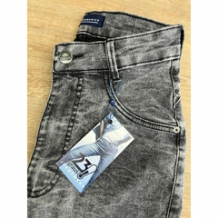 Calça skinny grafite 23 graus - loja online