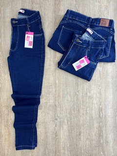 Calça skinny 23 Graus Lavagem escura - loja online