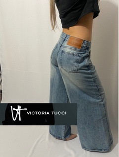 VICTORIA TUCCI - comprar online