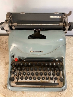 MÁQUINA DE ESCREVER OLIVETTI MOD.LEXIKON 80 - Mondo Antico