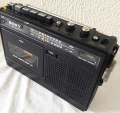 RÁDIO GRAVADOR SONY COM CAPA na internet