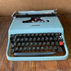 MÁQUINA DE ESCREVER OLIVETTI LETTERA 22 - loja online