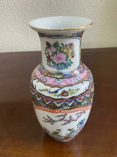 VASO MÉDIO DE PORCELANA na internet