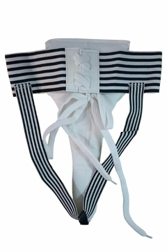 Protector Inguinal Femenino Bulls Taekwondo - comprar online