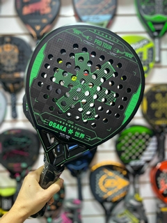 Paleta Osaka Pro Tour Control Carbono 18k