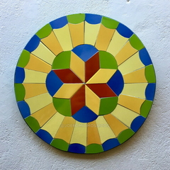 Mandala em mosaicos - Rosa dos ventos