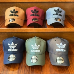 [8] Gorras de Moda - Adidas 1 - Al Azar