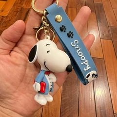 **Llavero de Goma de Snoopy - Con Libro