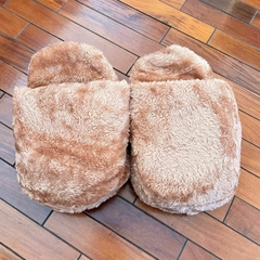 Pantuflon - Marrón Peludito