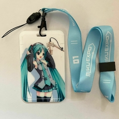 Portasube con Correa de Miku Expo - Cantando