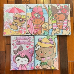 [22] Cuaderno Con Brillitos Tapa Dura Engomado - Sanrio - Al Azar