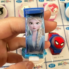 [T] Reloj Digital Infantil Con Tapa Giratoria y Luces -ELSA en internet