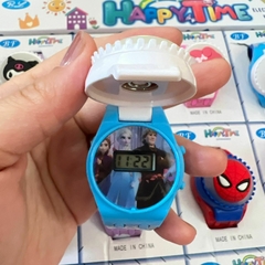 [T] Reloj Digital Infantil Con Tapa Giratoria y Luces -ELSA - Shop Limite Zero