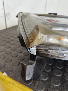 Farol Esquerdo Renault kwid 2023 Led - Imports Contagem Peças Renault 