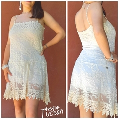 Vestido importado Tull c/broderie - tienda online