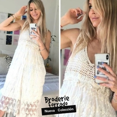 Vestido importado Tull c/broderie - Aurelia Mayorista