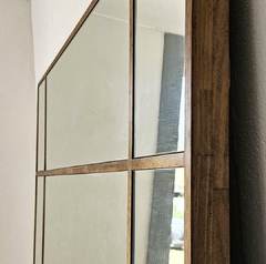 Imagem do Espelho Grande Mosaico e Moldura em Madeira Nobre