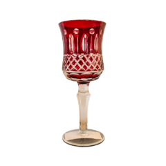 Taça Decorativa de Vidro Cristalino Vermelho com Lapidação